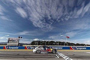 Full Supercars Symmons Plains weekend schedule