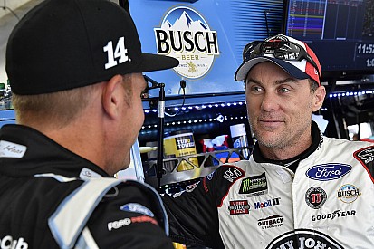 Kevin Harvick: Clint Bowyer's tire gamble "paid off pretty good"