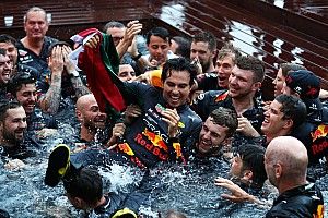 Oficial: Sergio Pérez renueva con Red Bull hasta finales de 2024