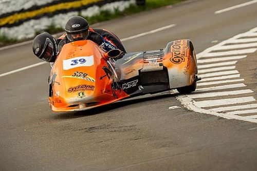 Muere un piloto de sidecar tras un incidente el sábado en el TT de la Isla de Man