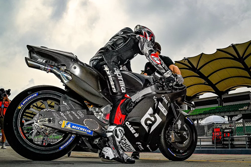 Maverick Vinales, Aprilia Racing Team