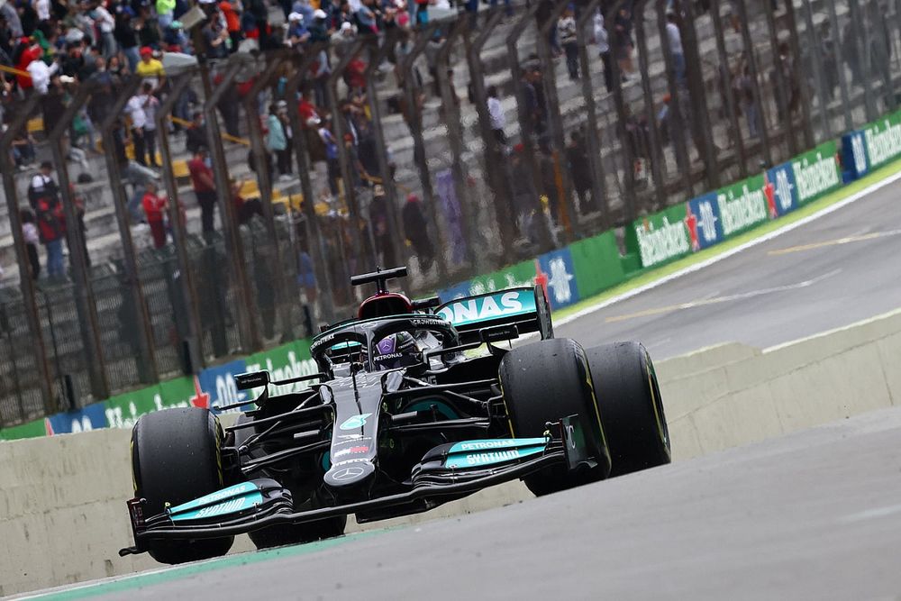 F1サンパウロGP 予選:ハミルトン最速! 2番手フェルスタッペンを0.4秒の大差で破る。角田裕毅はQ3進出ならず13番手