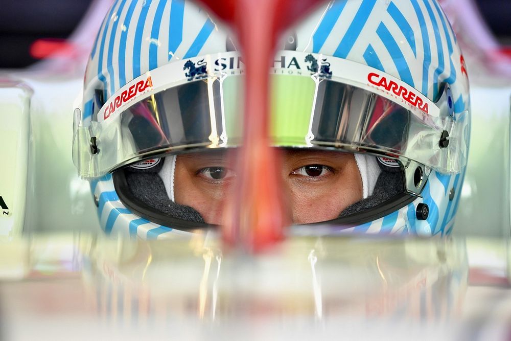 Alasan Guanyu Zhou Pilih Nomor Istimewa untuk F1 2022