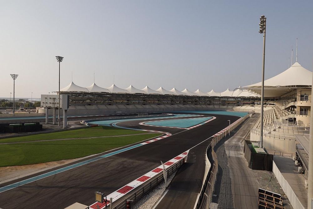 Itt vannak az első képek a jelentősen átalakított abu dhabi pályáról