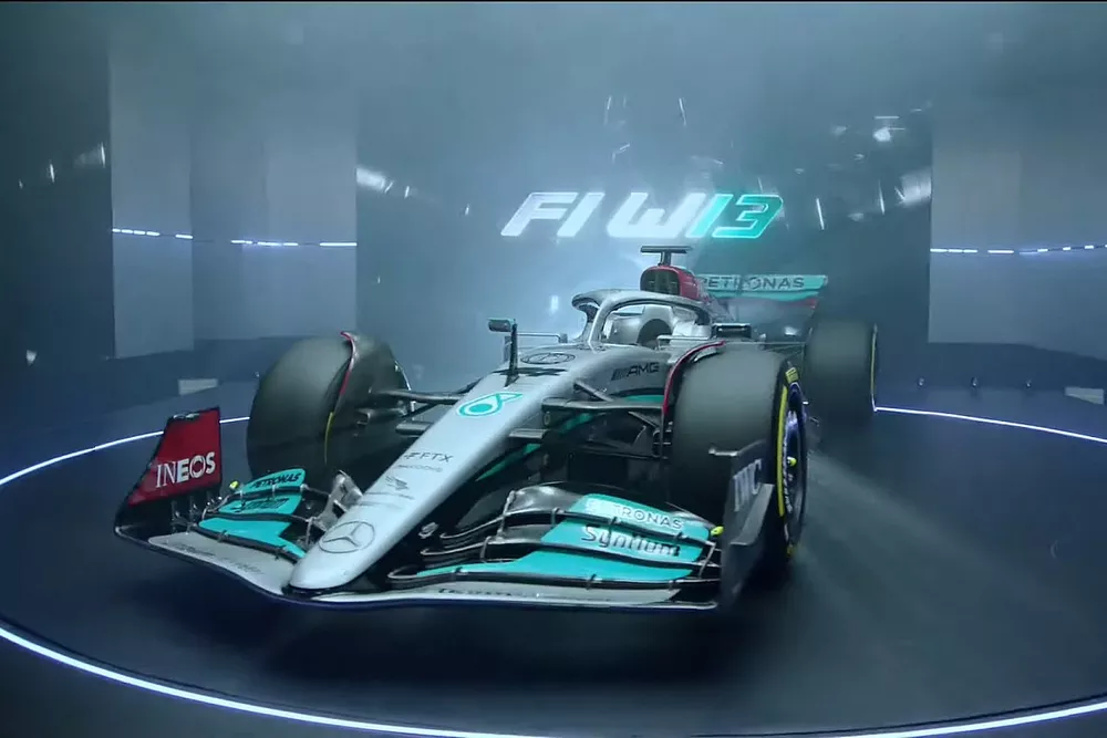 Mercedes W13