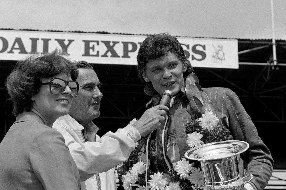 Tony Dron obituary: Touring car racer and journalist dies aged 75