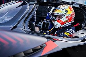 Verstappen et Albon ont testé l'Aston Martin Valkyrie