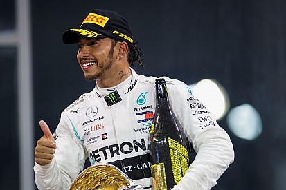Rosberg: "Volgende stap voor Hamilton zou Ferrari zijn"