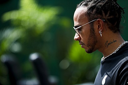 Hoe F1-kampioen Hamilton de aarde probeert te redden