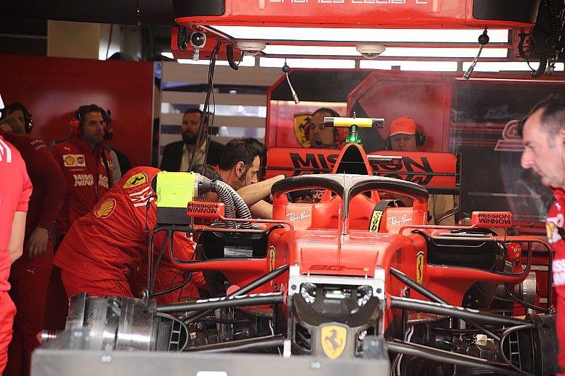 Leclerc egy régi motorspecifikációt kapott a Ferrarinál