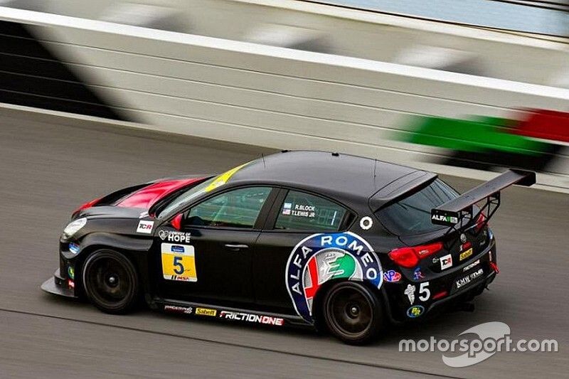 Lewis regala all'Alfa Romeo la prima Pole in IMSA MPC a Daytona
