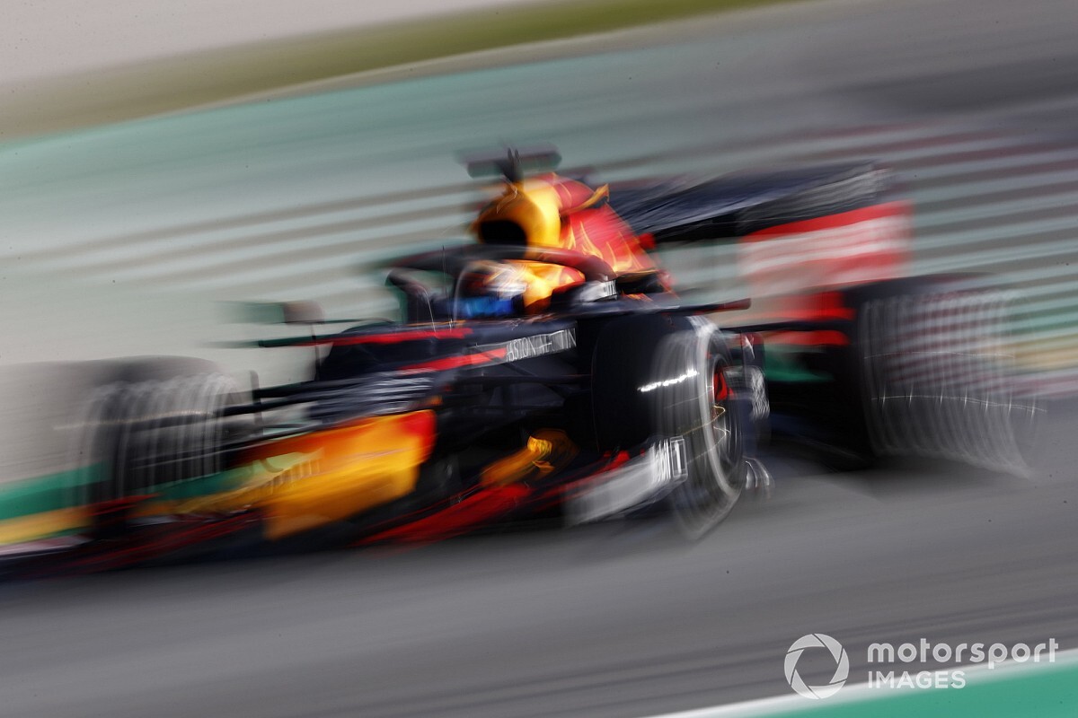 Así anunció Red Bull a Sergio Pérez para 2021