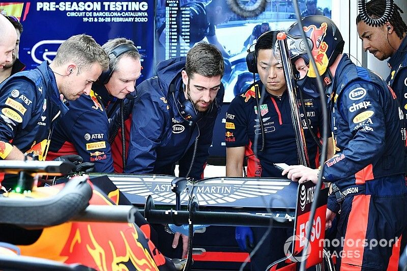 レッドブル、テスト後半初日はトラブル発生も「ホンダPUに問題はない」と田辺TD