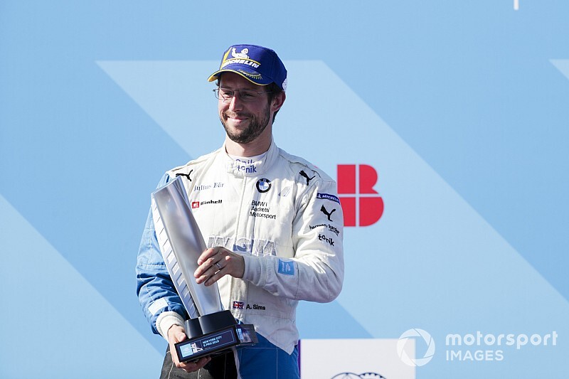 Симс продолжит выступать за Andretti в Формуле Е