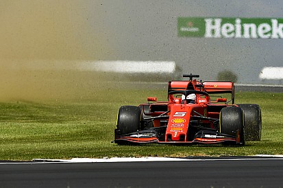 Vettel: Mercedes çok güçlü, Red Bull'la yakınız