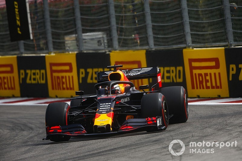 Verstappen baalt: Achterkant van de RB15 werkte niet goed