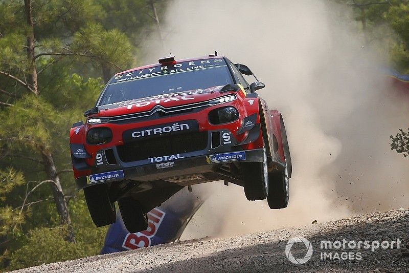 Lappi lidera y Tanak se retrasa por un pinchazo