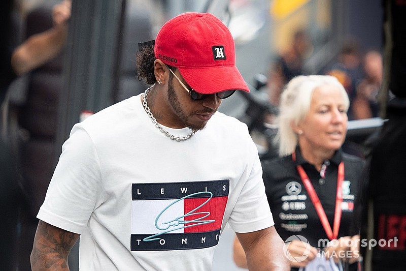 Hamilton: „Okos döntés volt Bottas megtartása, akivel szívesen ülök egy asztalnál”
