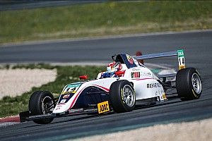 Grégoire Saucy in Hockenheim trotz Kollisionen in den Punkterängen