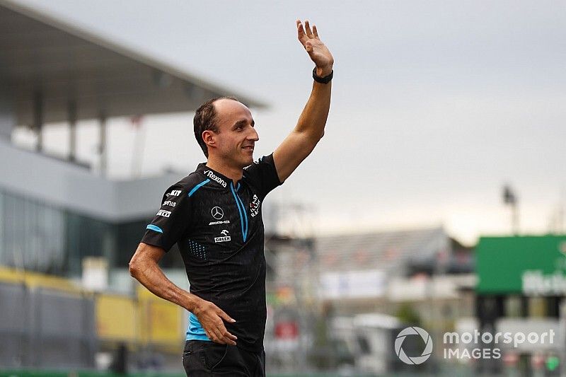 Kubica ma már a Williams jövő évi autójára tesztelt