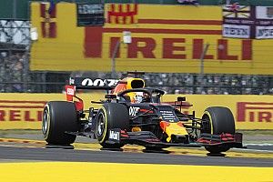 Ферстаппен неправильно жал на газ. Red Bull выяснила причину проблем Макса в Сильверстоуне