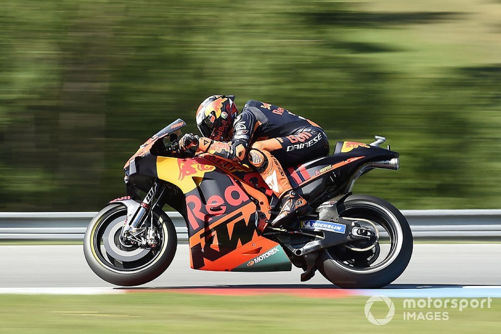 Warm-up - KTM devant l'armada Yamaha