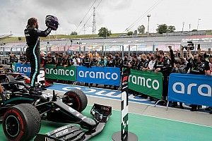 Mercedes: fa gara a sé, eppure ha meno punti del 2019