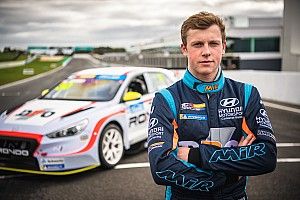Hyundai adds Brown to junior WTCR programme