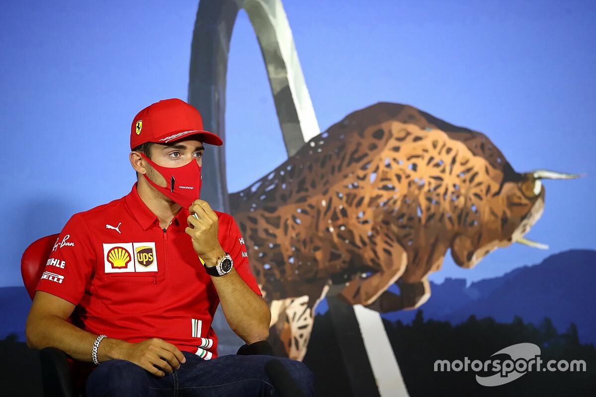 Figyelmeztetés várhat a Mercedesre és a Ferrarira