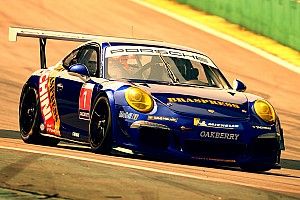 Porsche GT3 Cup: Após disputa inicial, Urubatan Junior dispara para ganhar sua primeira corrida