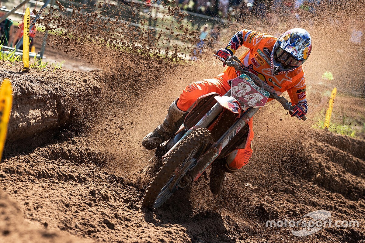 MXGP Riga: Herlings loopt GP-zege mis na val