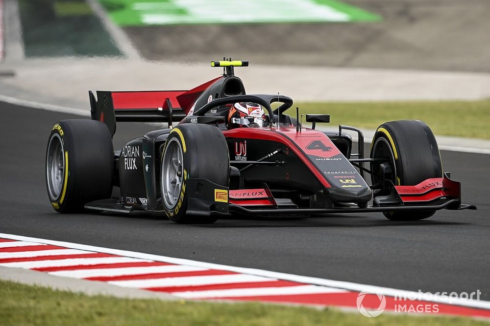 Hungaroring F2: Yağmurun etkilediği sıralama turlarında pole Ilott'un!