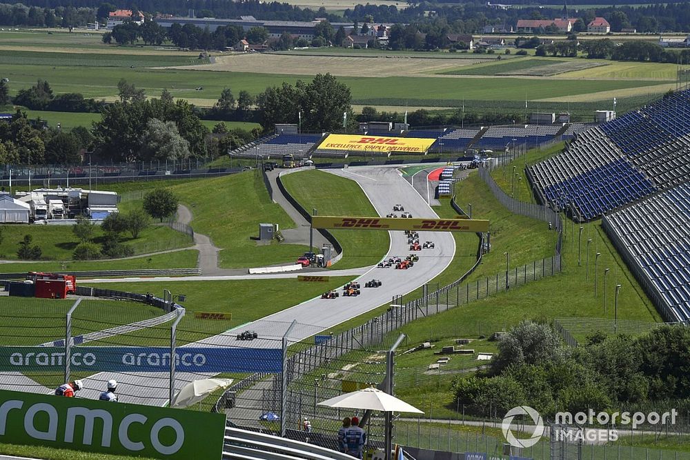 Így rajtolt Carlos Sainz Jr. a Red Bull Ringen a McLarennel: videó