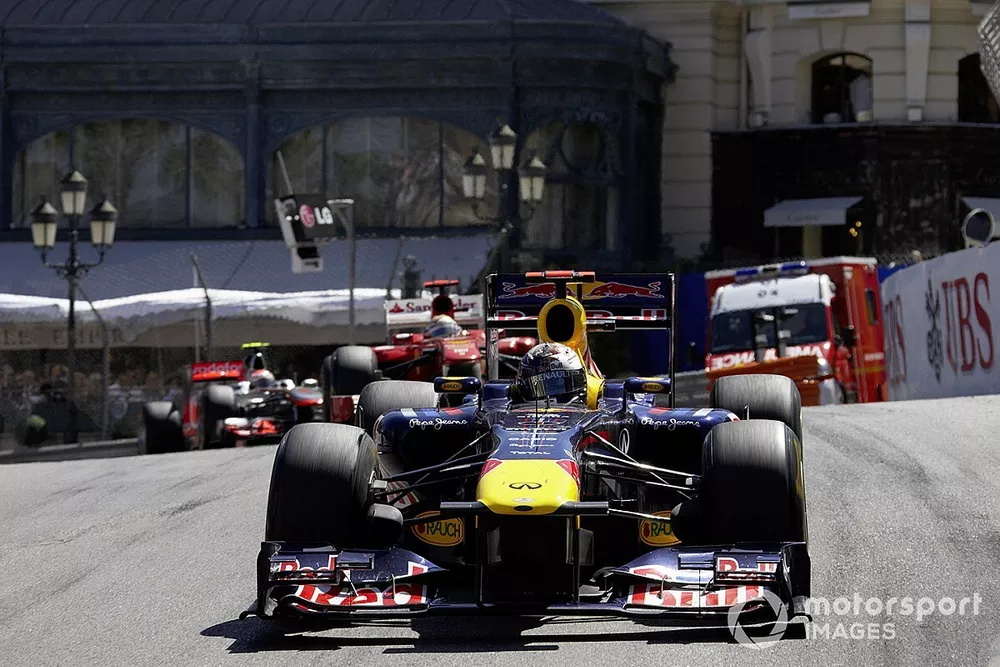 Sebastian Vettel, Red Bull RB7 Renault  