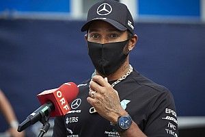 Após liderar dobradinha da Mercedes, Hamilton diz que rivais podem estar escondendo o jogo