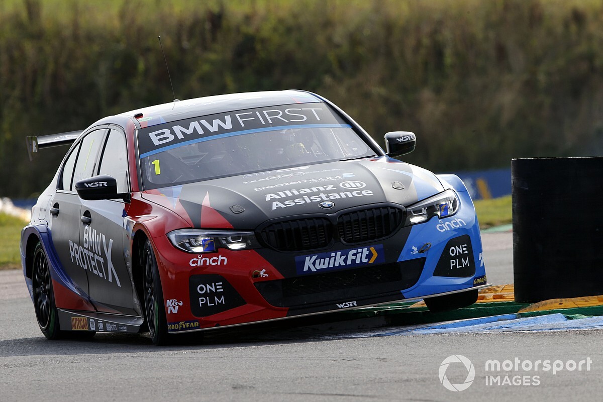 Silverstone BTCC: Turkington back in points lead after win