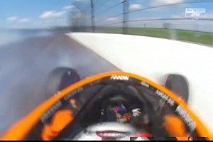 VÍDEO: Acidente envolvendo Oliver Askew e Conor Daly causa nova bandeira amarela nas 500 Milhas