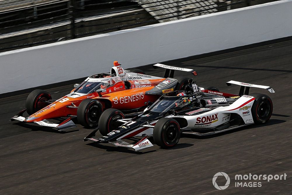 Rinus VeeKay, Ed Carpenter Racing Chevrolet and James Hinchcliffe, Andretti Autosport Honda