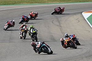 Quartararo afirma que su moto se “encalla” cuando hay dobletes