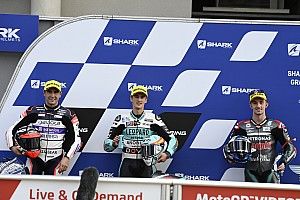 Moto3 - Francia: pole de Masià y oportunidad para Arenas