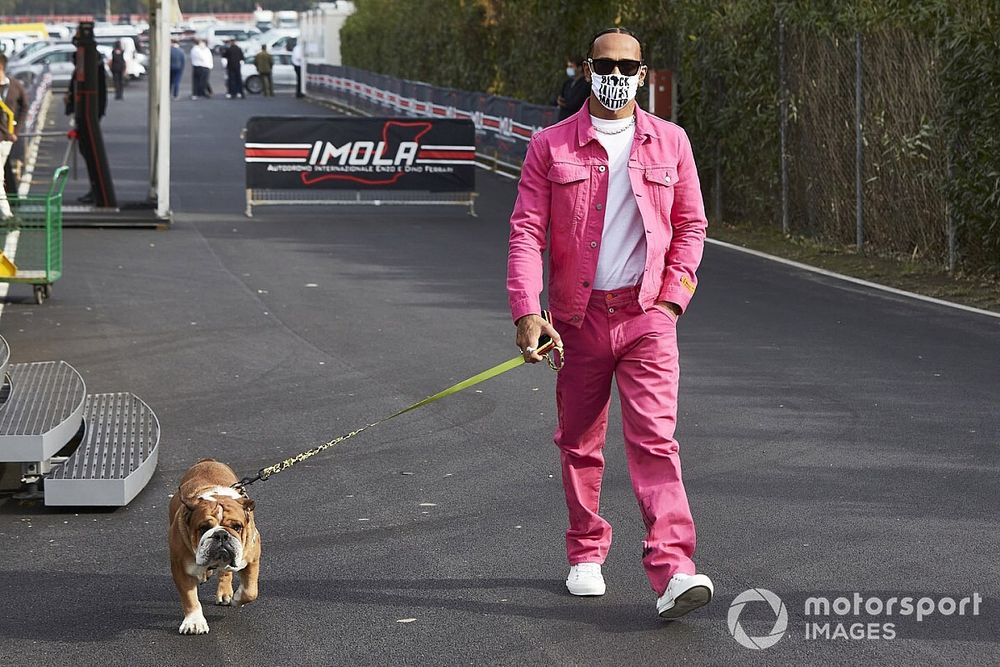 Lewis Hamilton, Mercedes-AMG F1, with his dog Roscoe