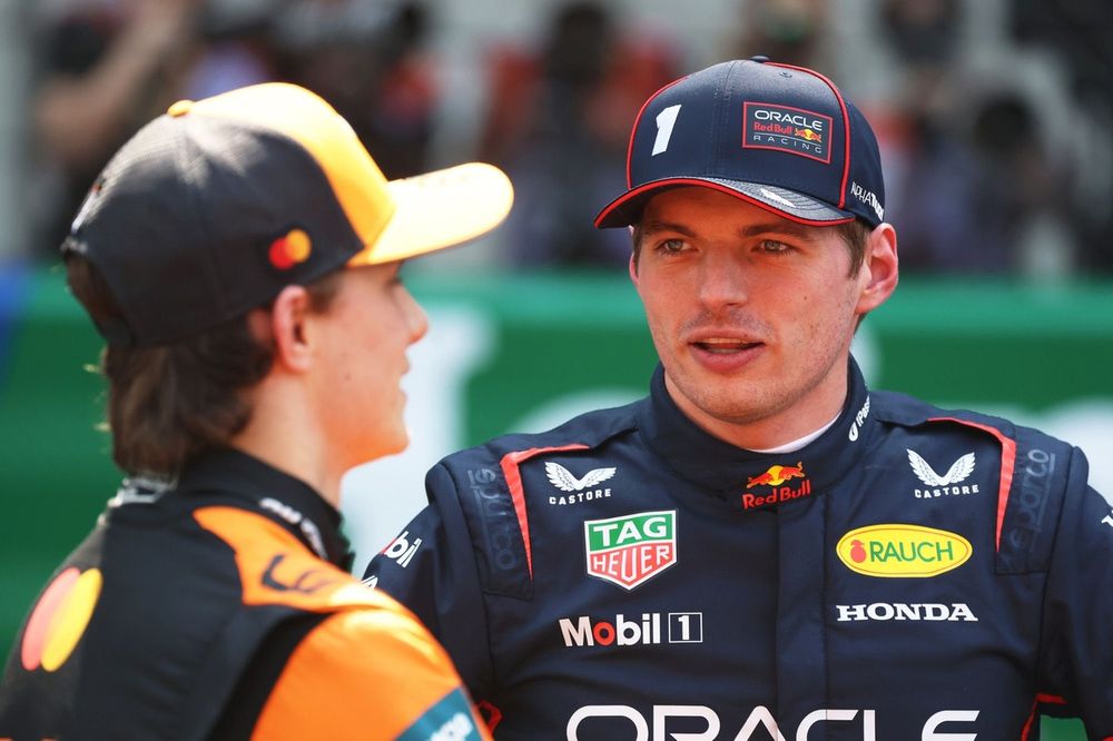Oscar Piastri, McLaren, Max Verstappen, Red Bull Racing