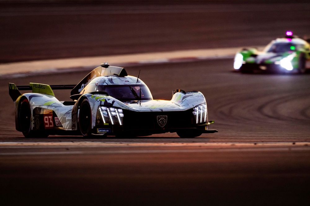 #93 Peugeot Totalenergies Peugeot 9X8: Mikkel Jensen, Nico Muller, Jean-Eric Vergne