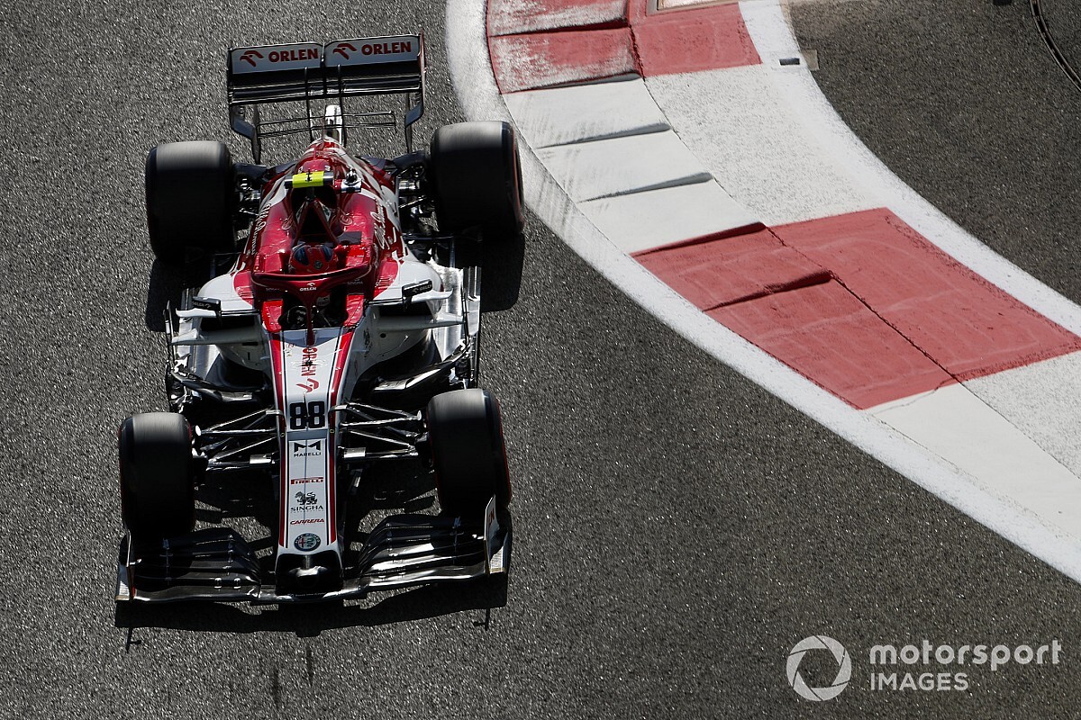 Alfa Romeo Ingin Pertahankan Kubica sebagai Test Driver