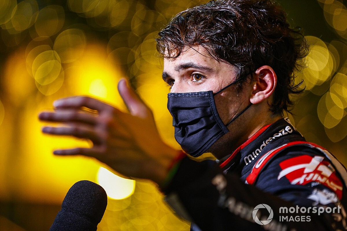 Grosjean, Fittipaldi'ye "İlk yarışından zevk almaya çalışmalısın" demiş
