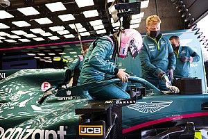 Vettel Masih Butuh Waktu Adaptasi dengan Aston Martin