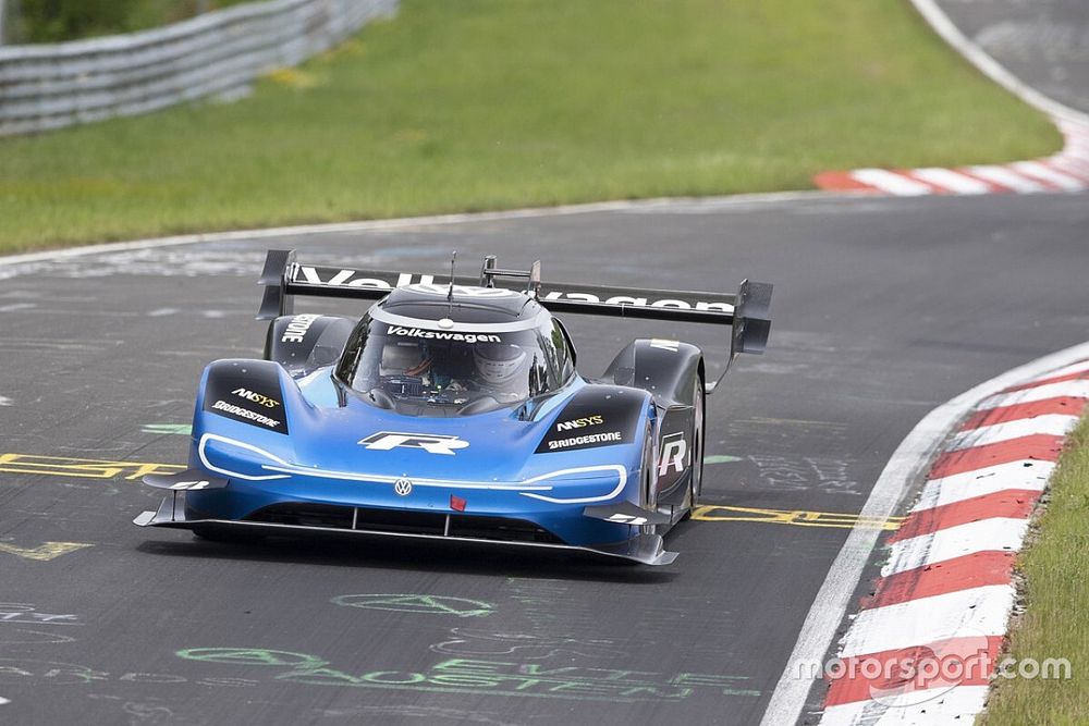 Volkswagen ID.R verpulvert elektrisch ronderecord op Nordschleife