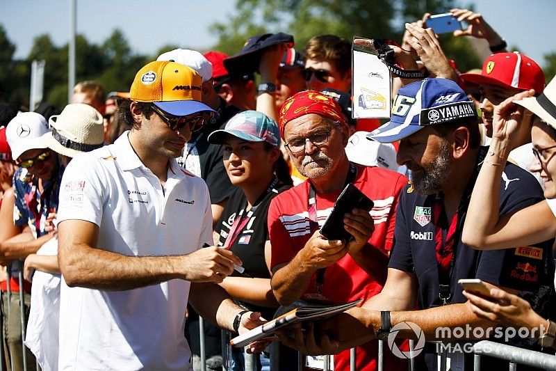 Sainz: "Estoy deseando subirme al coche de nuevo tras el resultado de Alemania"
