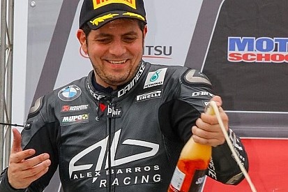 Alex Barros anuncia permanência no SuperBike Brasil e formação de Comissão de Segurança