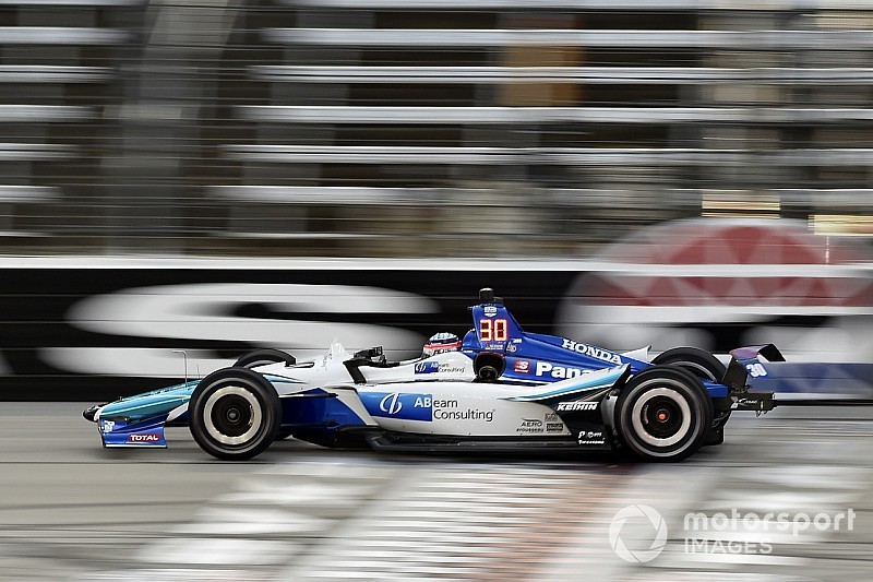 Takuma Sato se hace con la pole en Texas